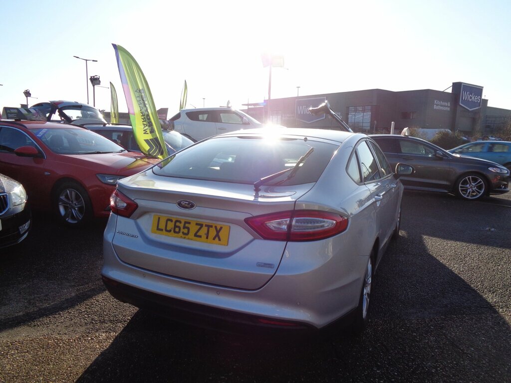 Ford Mondeo 1.5 Style Econetic Tdci 5-Door LC65ZTX Silver #5