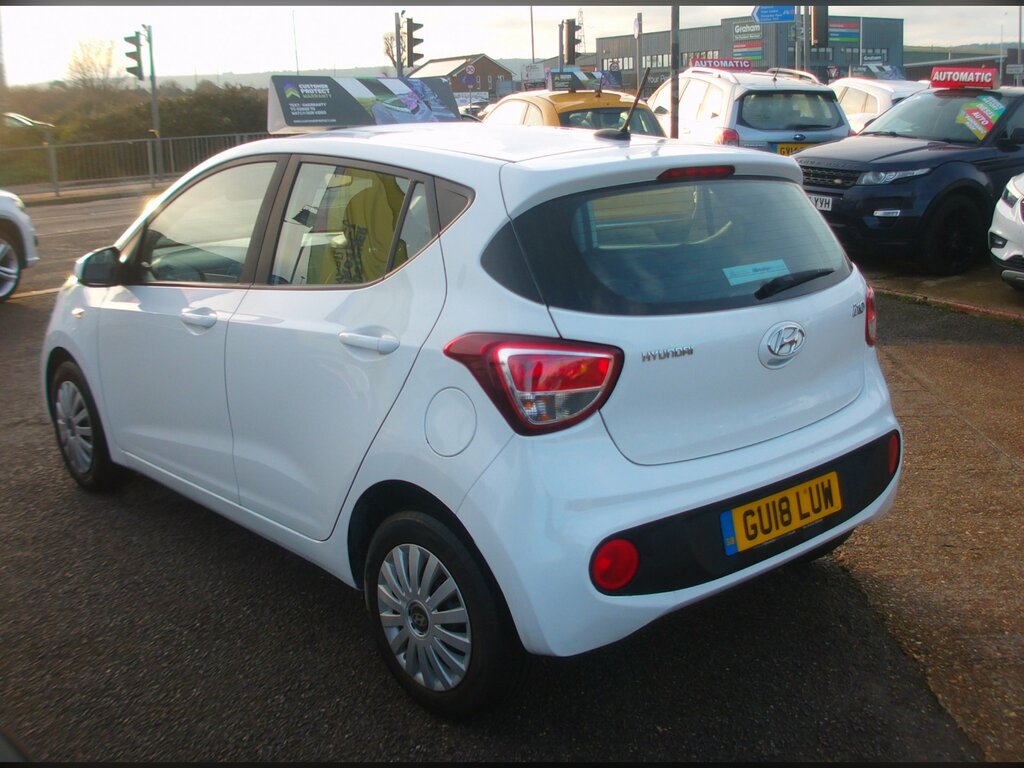 Hyundai I10 1.0 Se 5-Door GU18LUW White #4