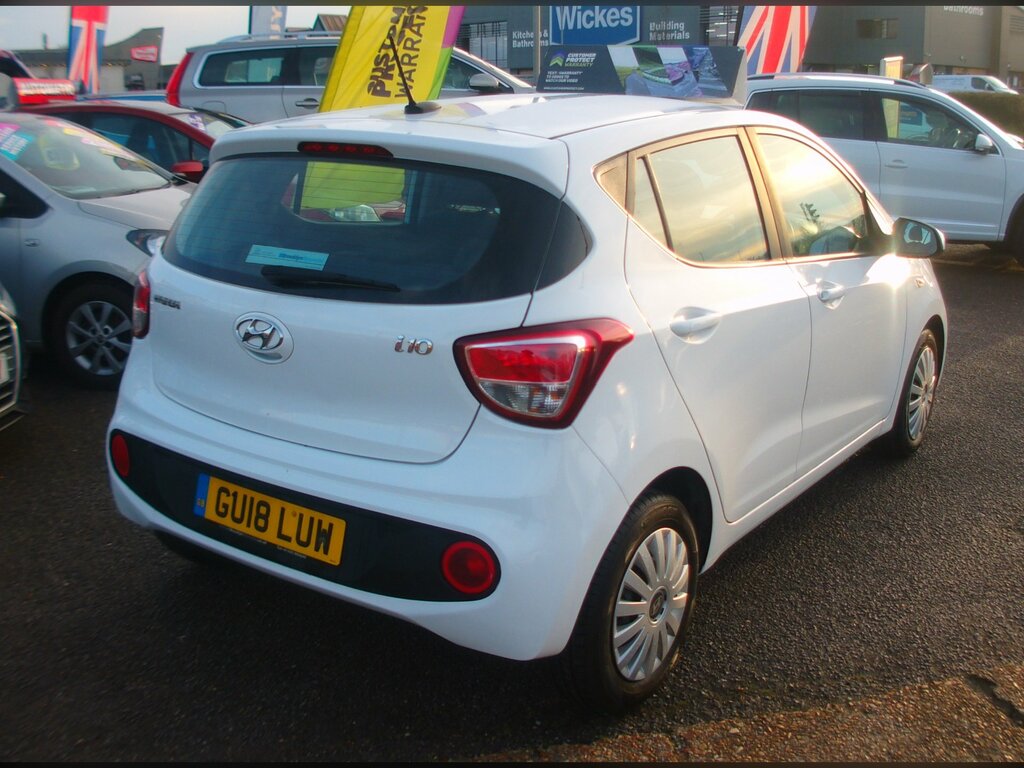 Hyundai I10 1.0 Se 5-Door GU18LUW White #6