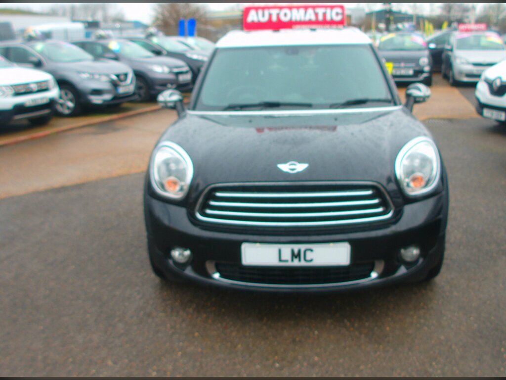 Mini Countryman 1.6 Cooper Suv All4 Euro 6 122 Ps AP64FCE Black #2