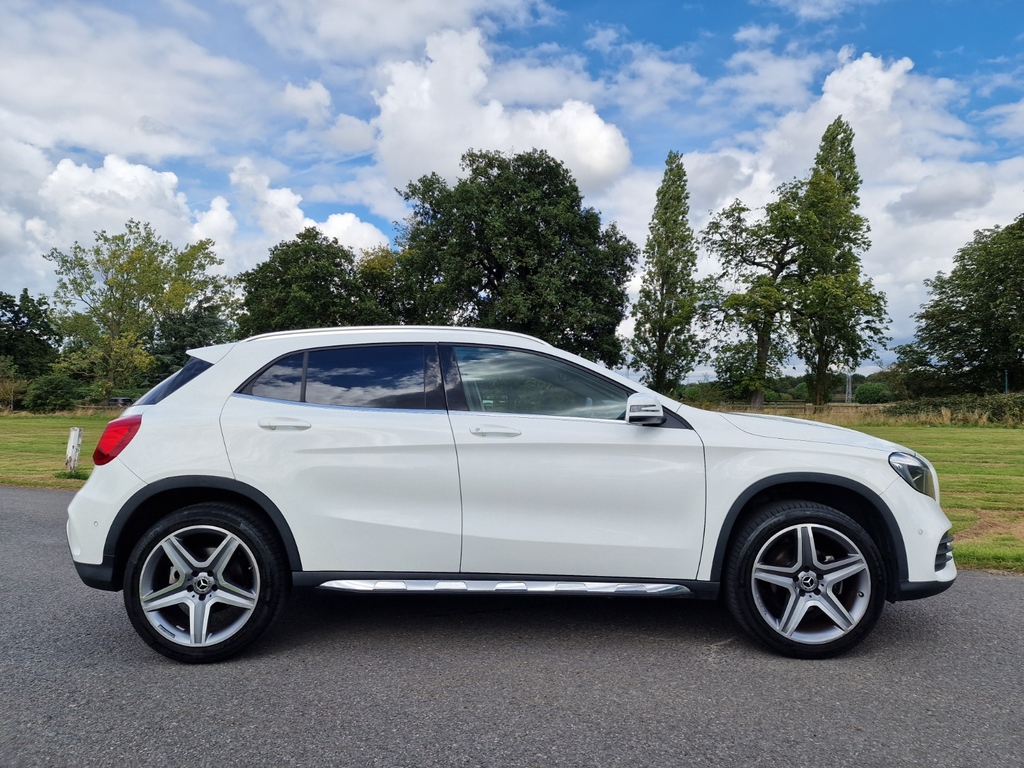 Mercedes-Benz GLA Class 1 6 Gla200 Amg Line Executive 7G Dct Euro 6 S S White #6