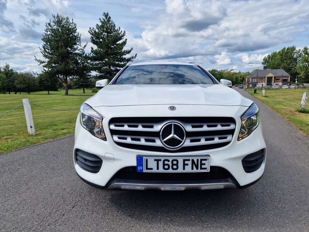 Mercedes-Benz GLA Class 1 6 Gla200 Amg Line Executive 7G Dct Euro 6 S S White #2