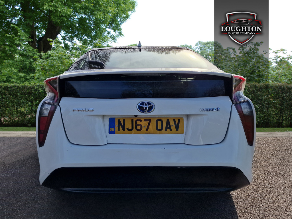 Toyota Prius 1 8 Vvt H Business Edition Cvt Euro 6 S S White #5
