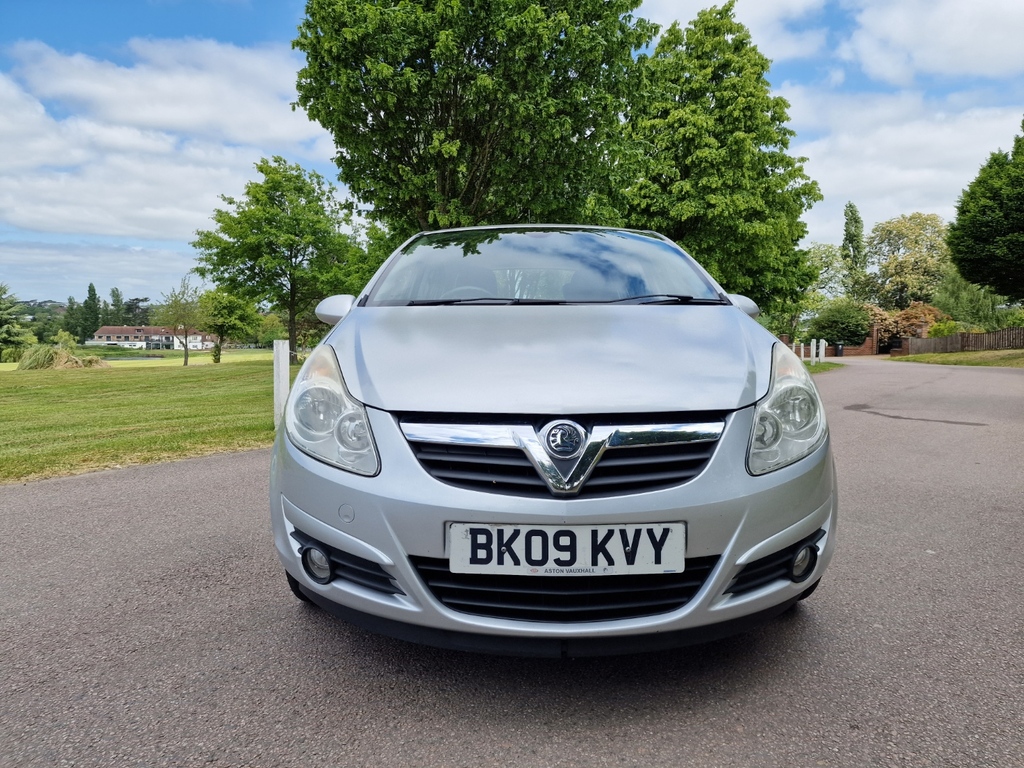 Vauxhall Corsa 1 4I 16V Design A C BK09KVY Silver #2