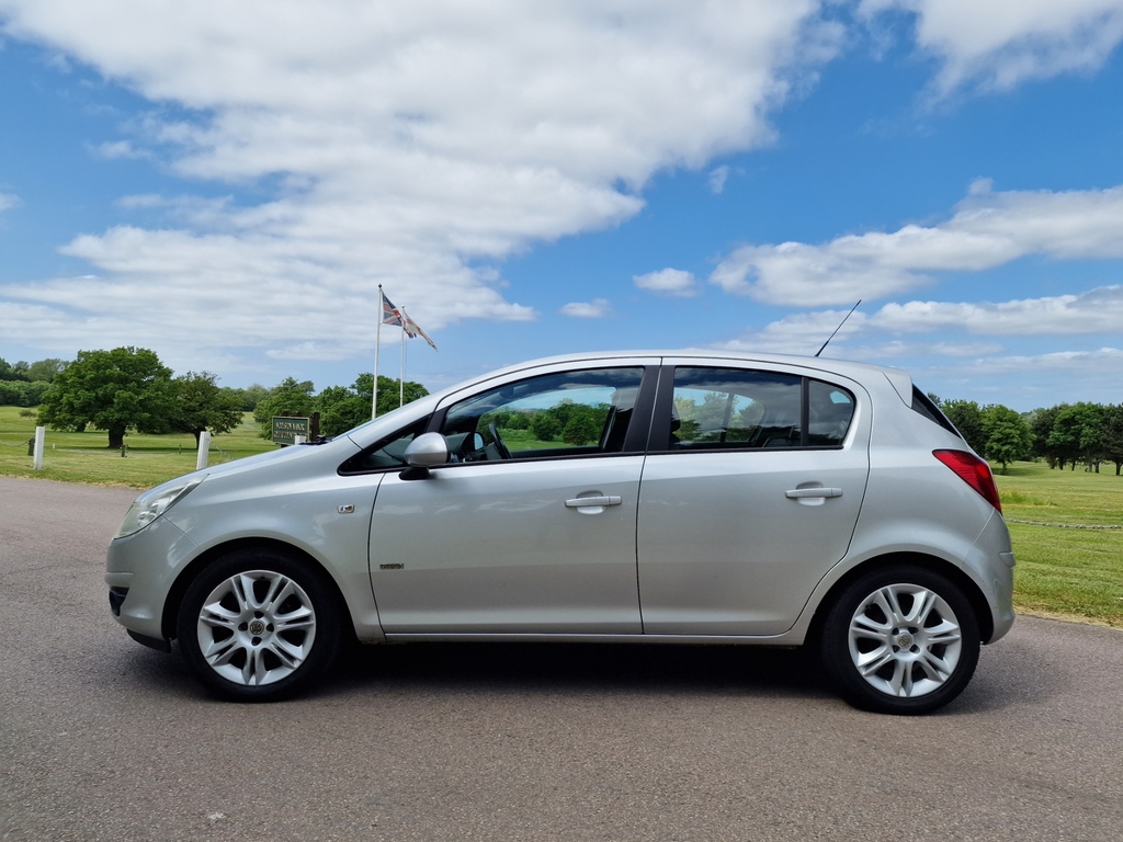 Vauxhall Corsa 1 4I 16V Design A C BK09KVY Silver #4