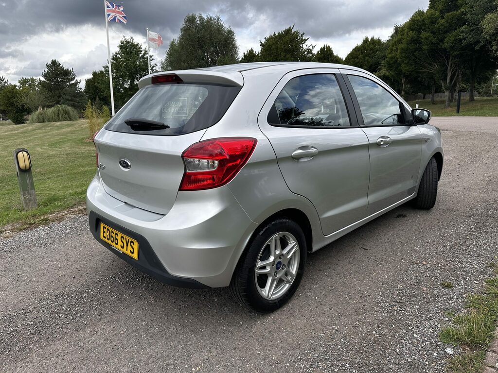 Ford KA+ 1 2 Zetec Hatchback Silver #3