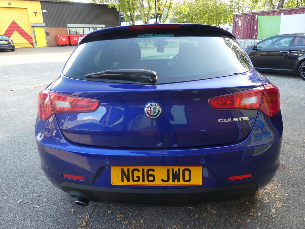 Alfa Romeo Giulietta 1.6 Jtdm-2 120 Tecnica Start Stop Hatchback NG16JWO #6