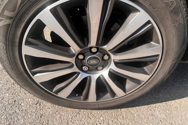 Land Rover  Sdv6 Hse Silver #2