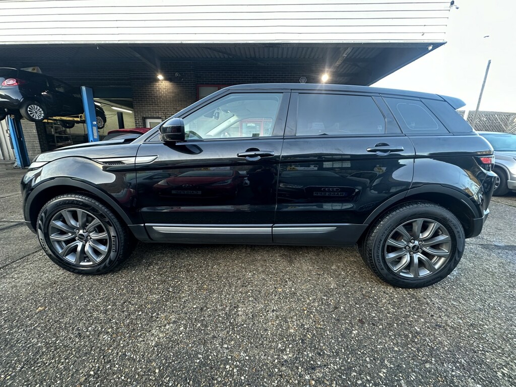 Land Rover Range Rover Evoque 2.2 Sd4 Pure Tech 2015 YG15RVE Black #2