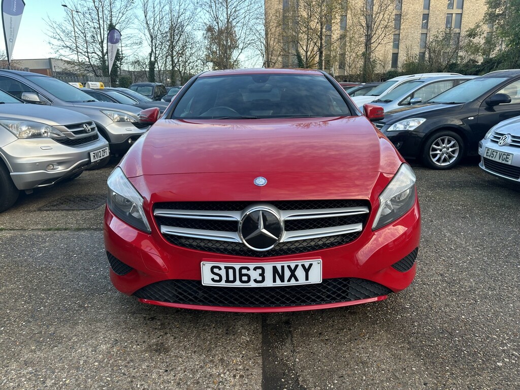 Mercedes-Benz A Class 1.5 A180 Cdi Sport 2013 Red #2