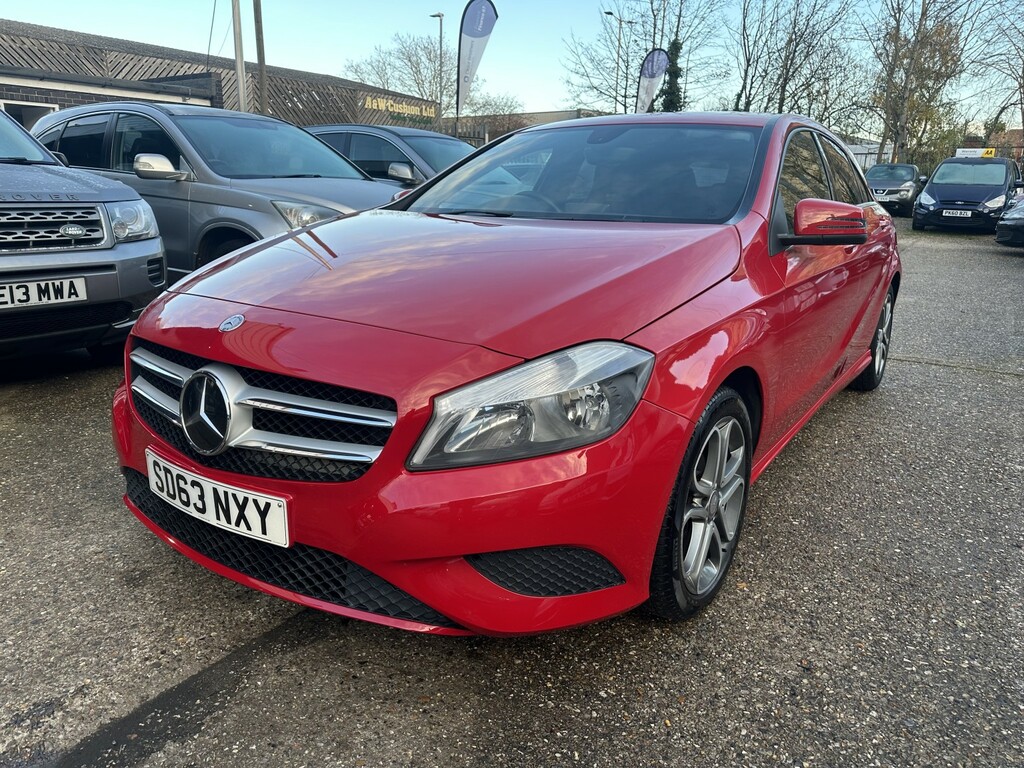 Mercedes-Benz A Class 1.5 A180 Cdi Sport 2013 Red #3