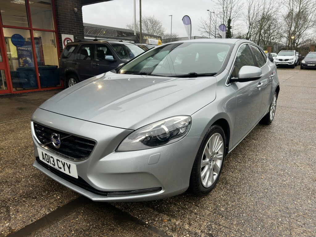 Volvo V40 1.6 D2 Se Lux 2013 AO13CYY Silver #3