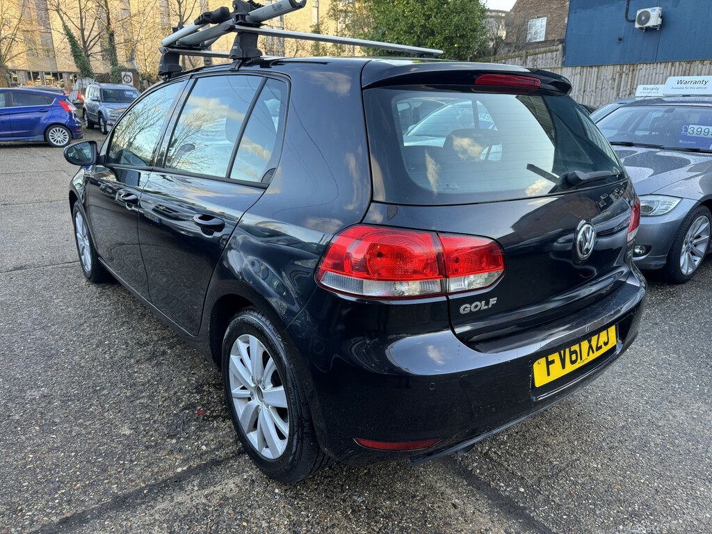Volkswagen Golf 1.6 Tdi Match 2011 Black #4