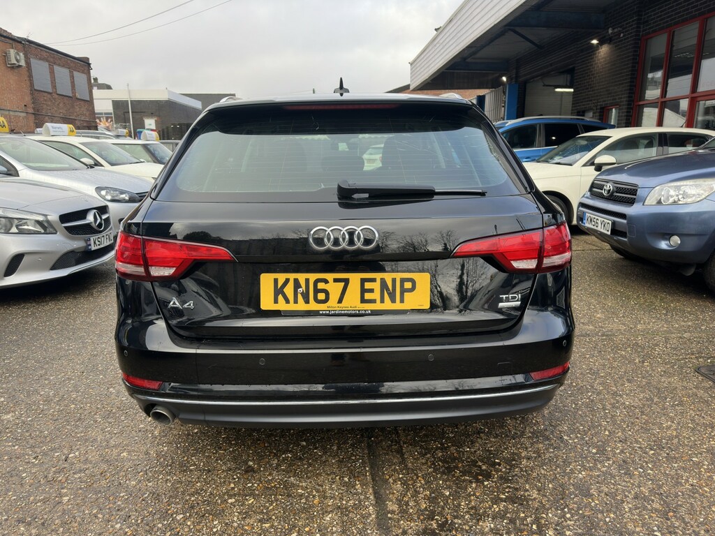 Audi A4 Avant 2.0 Tdi Ultra Se 2017 KN67ENP Black #6