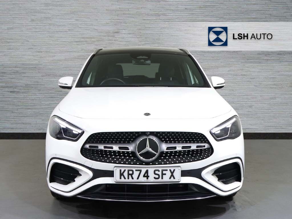 Mercedes-Benz GLA Class Gla 220D 4Matic Amg Line Premium Plus KR74SFX White #4