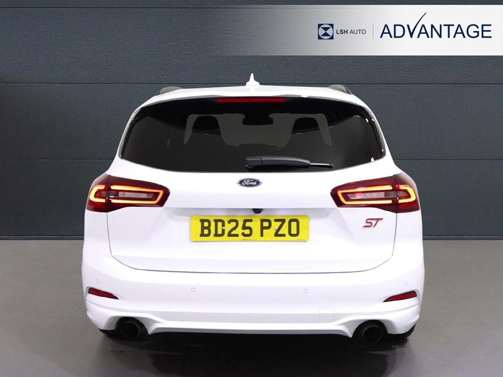 Ford Focus 2.3 Ecoboost St White #5