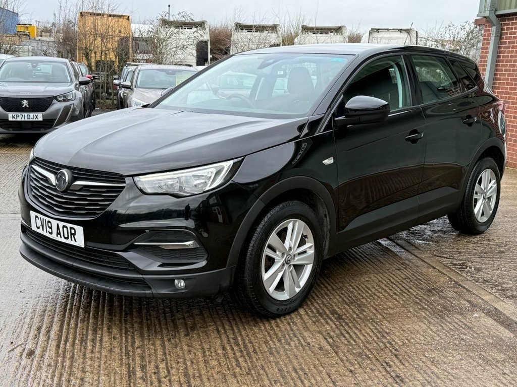 Vauxhall Grandland X 1.2 Turbo Gpf Se Suv Euro 6 Ss CV19AOR Black #4