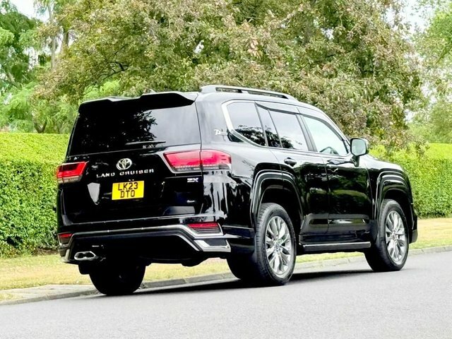 Toyota Land Cruiser 3.5 V6 70Th Anniversary Modellista Kit Black #6