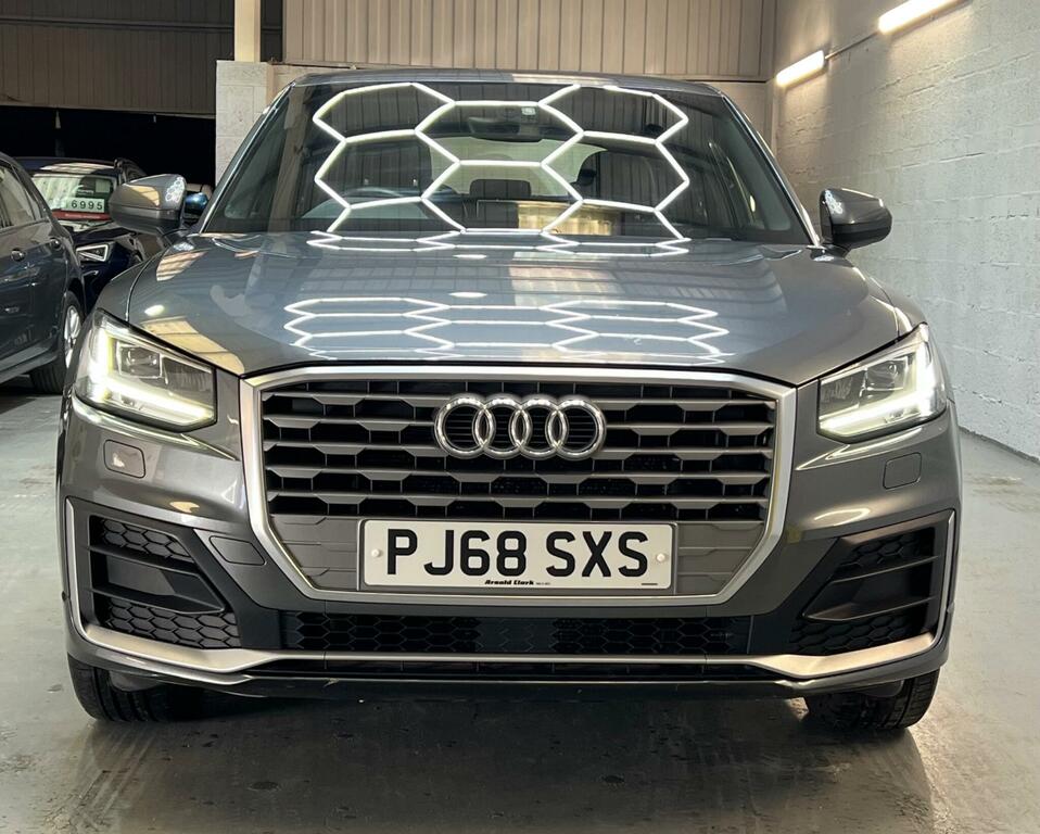 Audi Q2 1.6 Tdi 30 S Line S Tronic Euro 6 Ss Grey #3