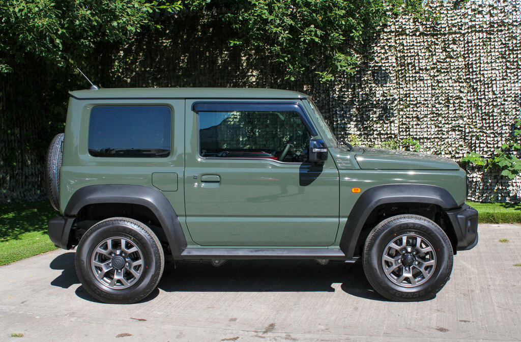 Suzuki Jimny Sierra FJ74HYK #3