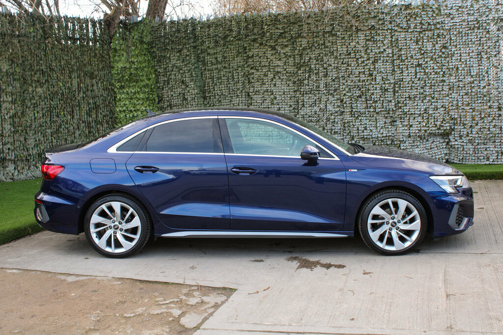 Audi A3 S Line YB22WDV #3
