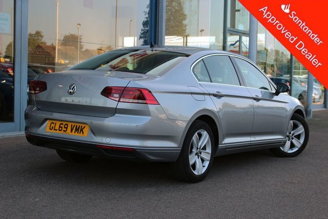 Volkswagen Passat 1.6 Tdi Se Nav Saloon Dsg Euro 6 S S Silver #3