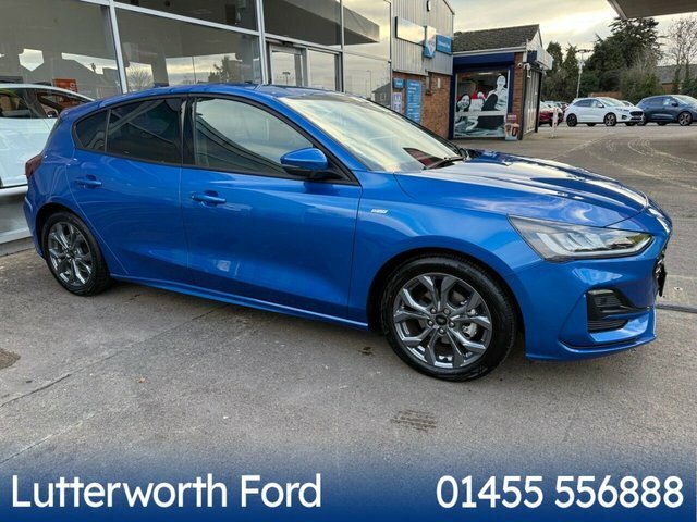 Ford Focus Hatchback Blue