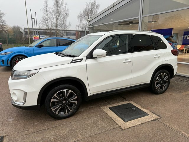 Suzuki Vitara Suv KP74MFO White #5