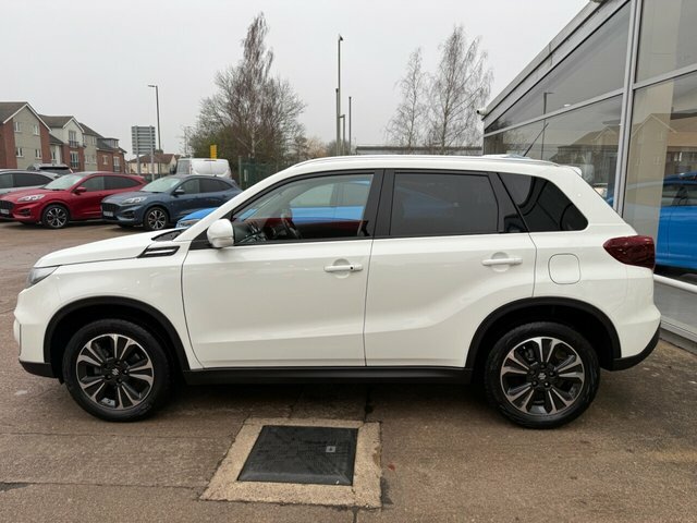 Suzuki Vitara Suv KP74MFO White #6