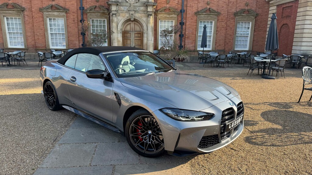 BMW M4 Petrol