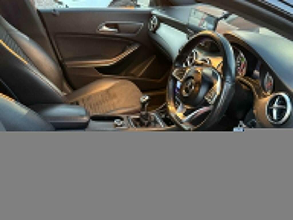 Mercedes-Benz CLA Class Saloon 2.1 Cla200 Cdi Amg Sport Coupe Euro 6 Ss Black #2
