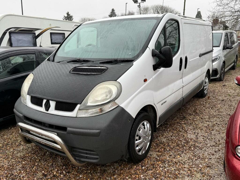 Renault Trafic Classhas-text-weight-normal Has-text-tertiary Silver #4