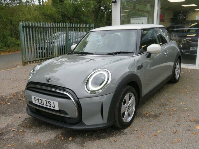 Mini Hatch 2021 1.5 Cooper Classic Hatchback Manua PX21ZSJ Grey #4