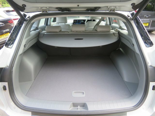 Hyundai NEXO Fuel Cell Premium Se Euro 6 5Dr, Hydrogen Fue Silver #48
