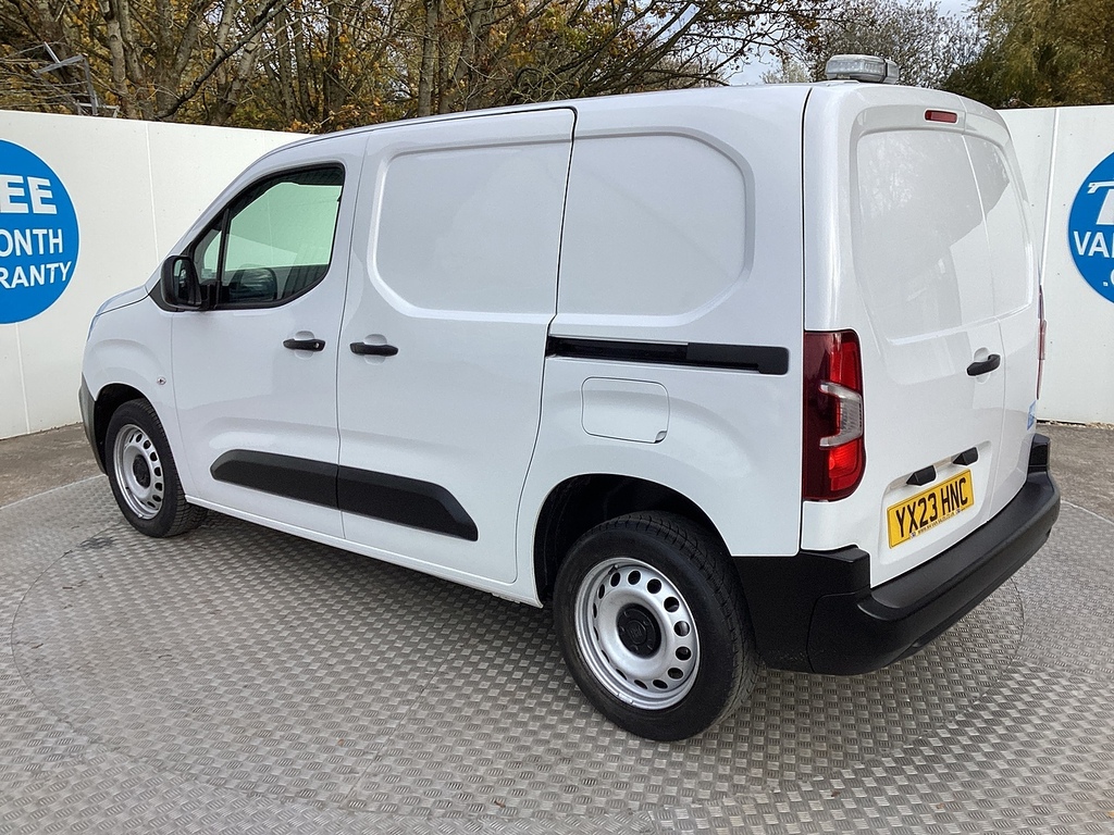 Fiat Doblo Bluehdi 1000Kg Swb A C Euro 6 U7618 Ulez White #5