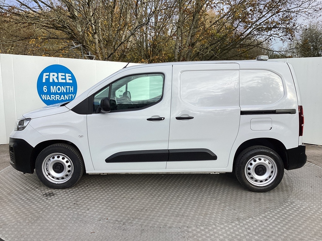 Fiat Doblo Bluehdi 1000Kg Swb A C Euro 6 U7618 Ulez White #6