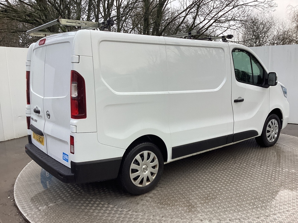 Nissan Primastar Dci 28 Acenta Swb L R A C Euro 6 U7775 Ulez ST73RCV White #3