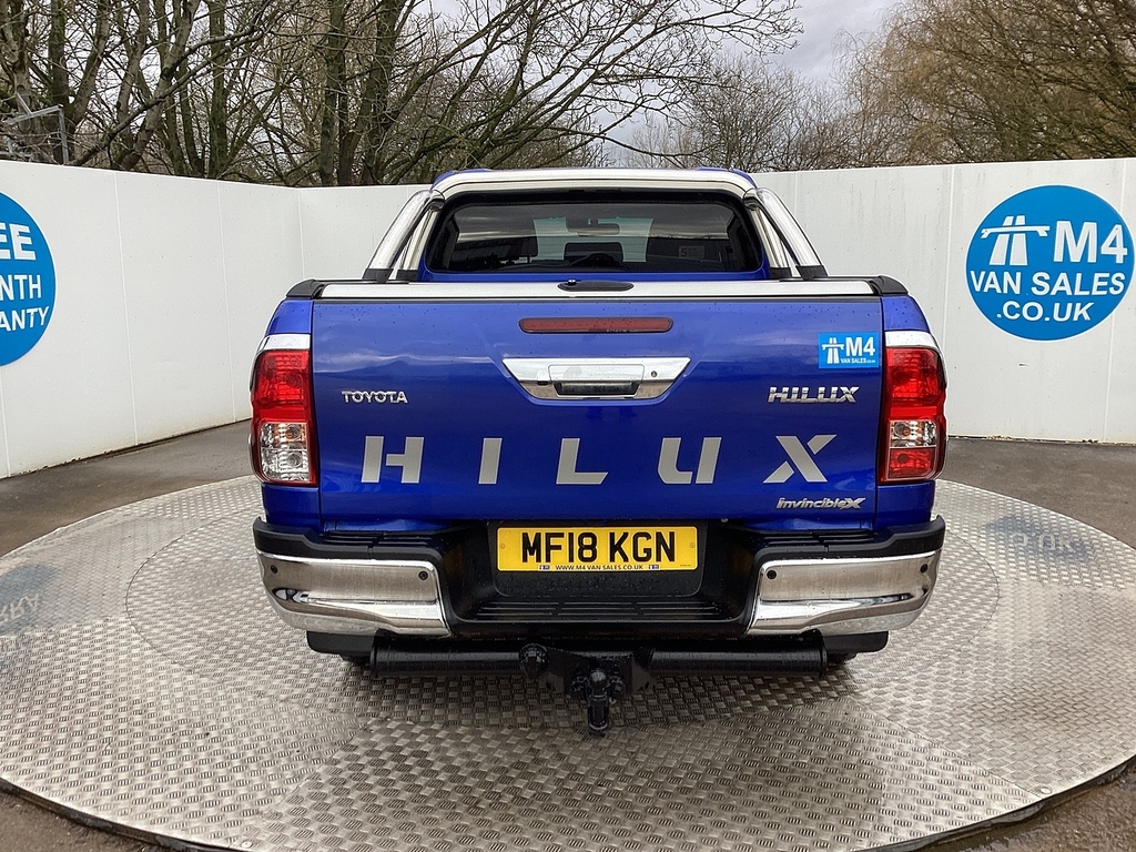 Toyota HILUX D-4d Invincible X 4X4 Euro 6 D C A C No Vat U Blue #4