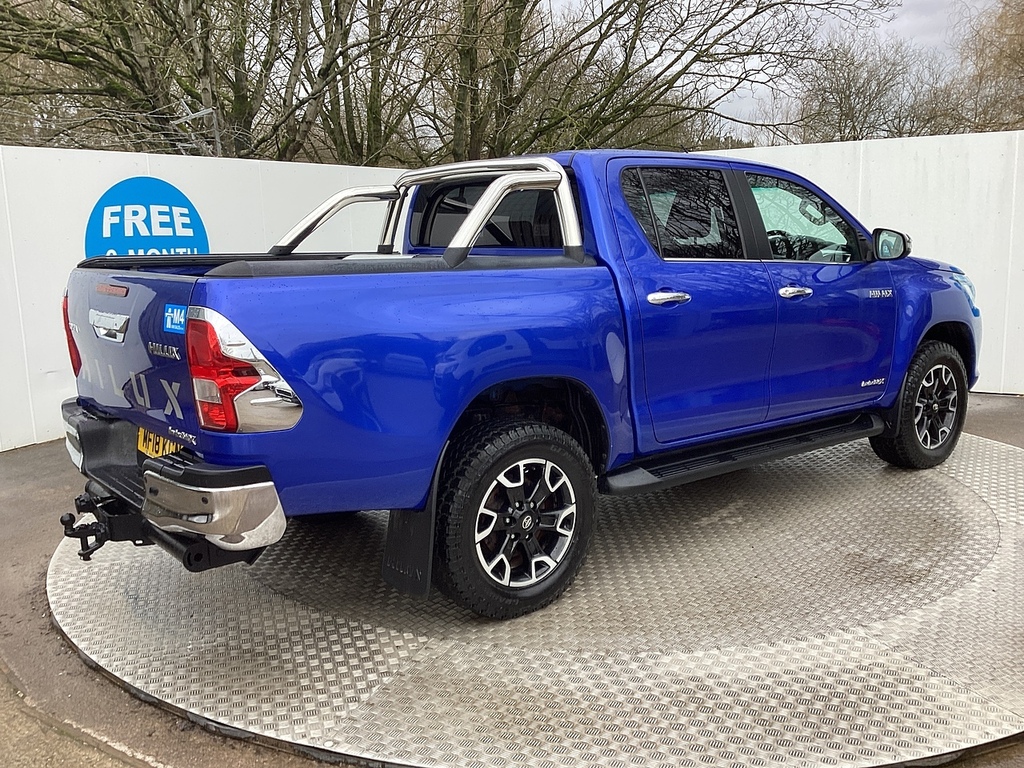 Toyota HILUX D-4d Invincible X 4X4 Euro 6 D C A C No Vat U Blue #3