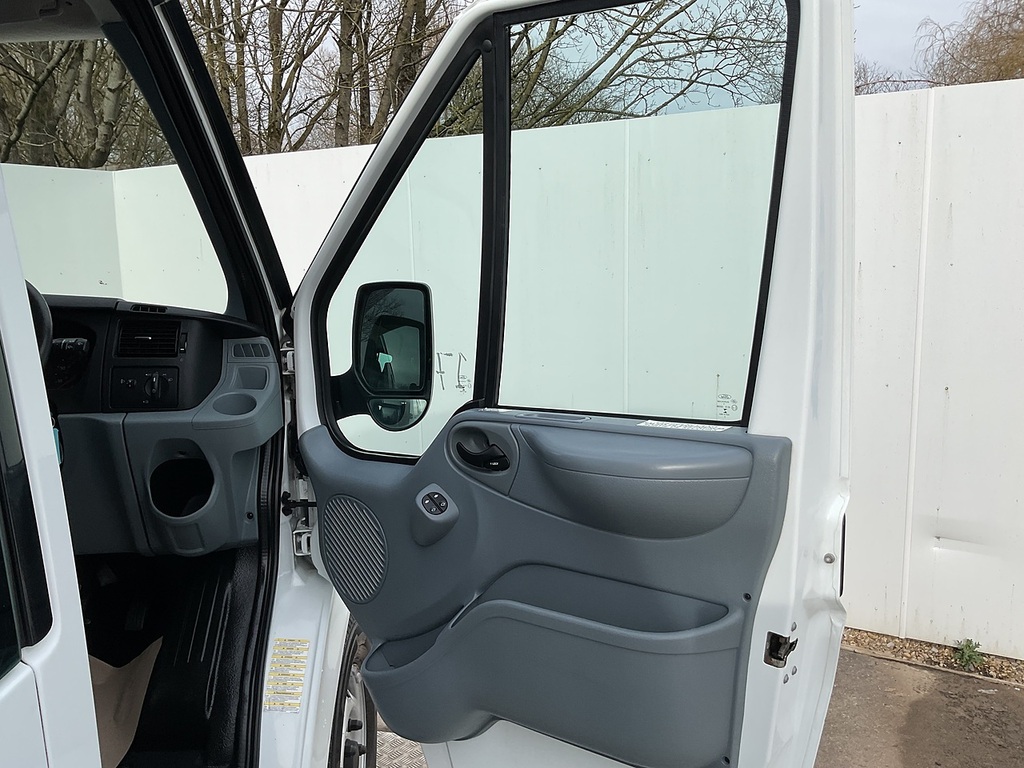 Seat  Diesel White #31