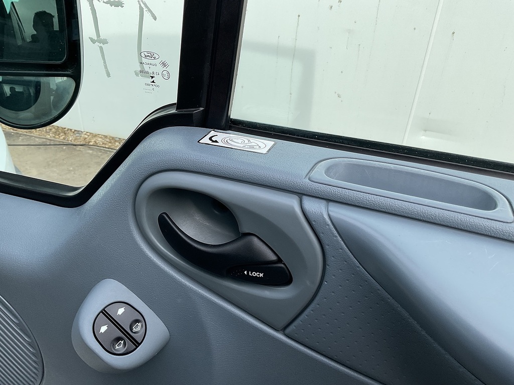 Seat  Diesel White #30