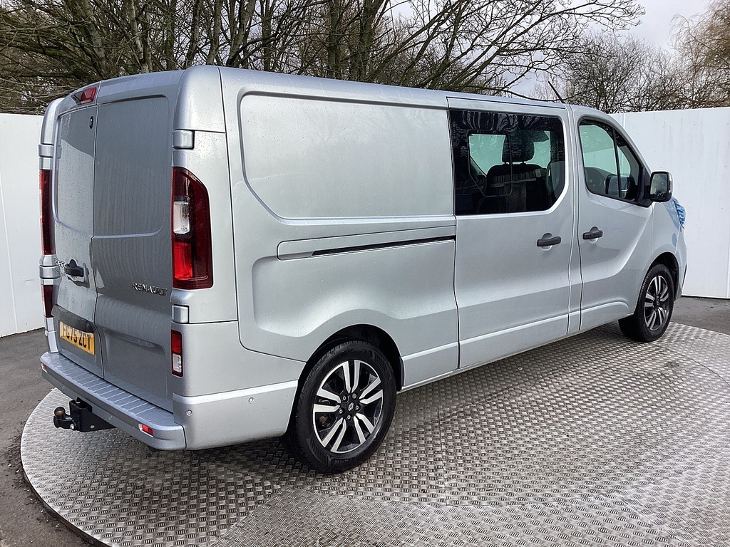 Renault Trafic Dci Blue Ll30 Extra Sport L R Crewcab A C Euro 6 FG75ZCT Grey #3