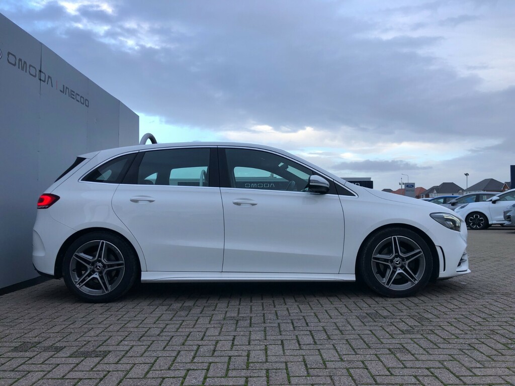 Mercedes-Benz B Class B200 Amg Line FG69MUE White #5