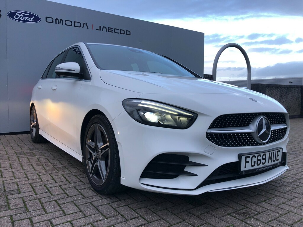 Mercedes-Benz B Class B200 Amg Line FG69MUE White #6