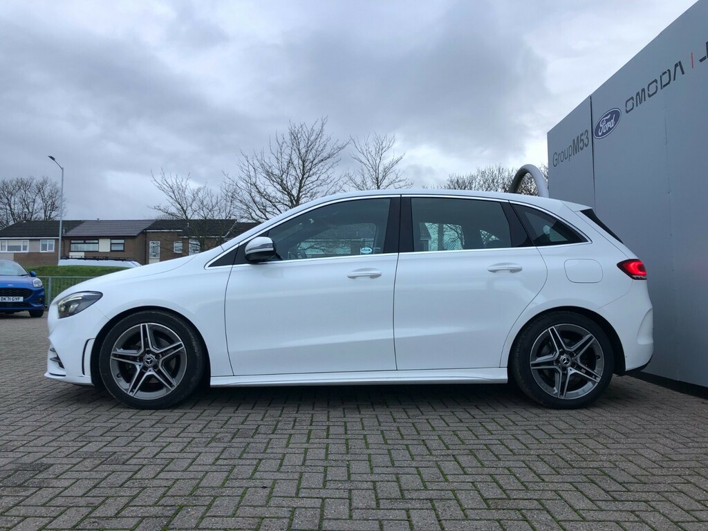 Mercedes-Benz B Class B200 Amg Line FG69MUE White #4