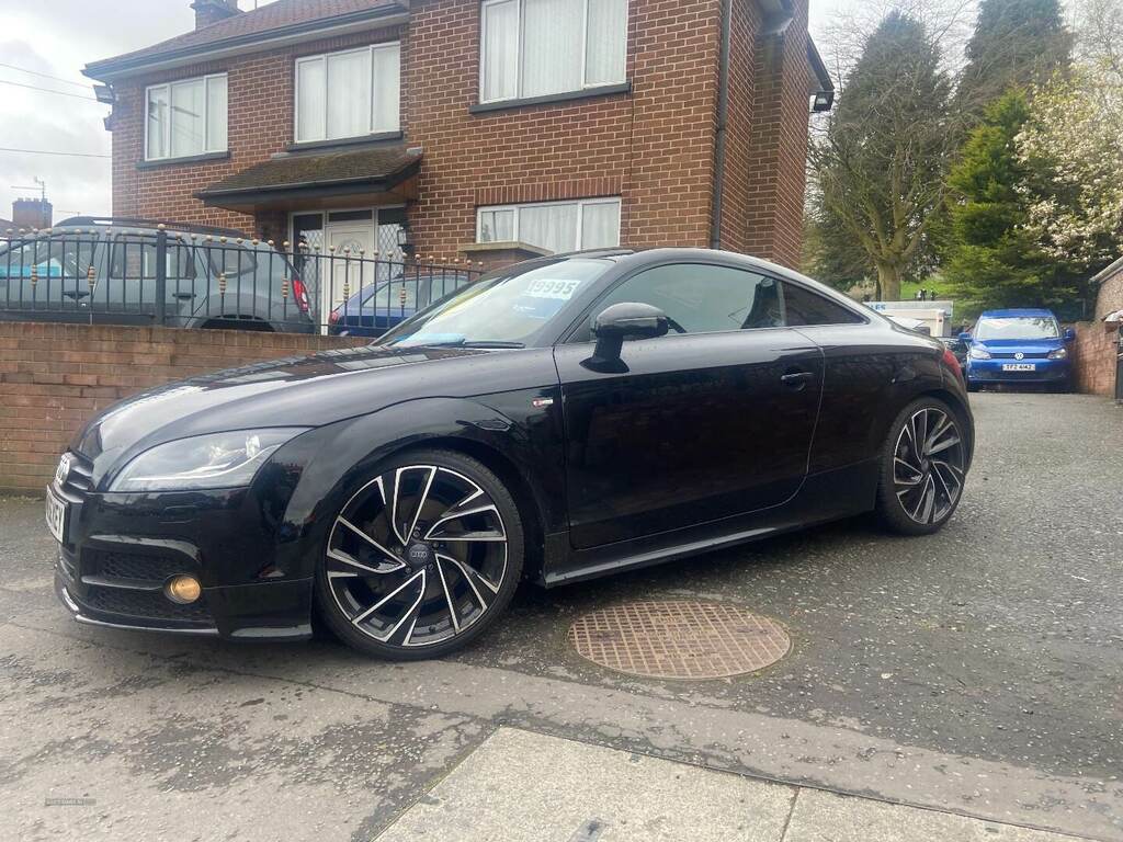 Audi TT 2.0 Tdi Quattro Black Edition MK56KEY Black #2
