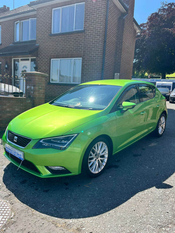 Seat Leon 1.6 Tdi 110 Se Technology Pack PY15POV Green #2