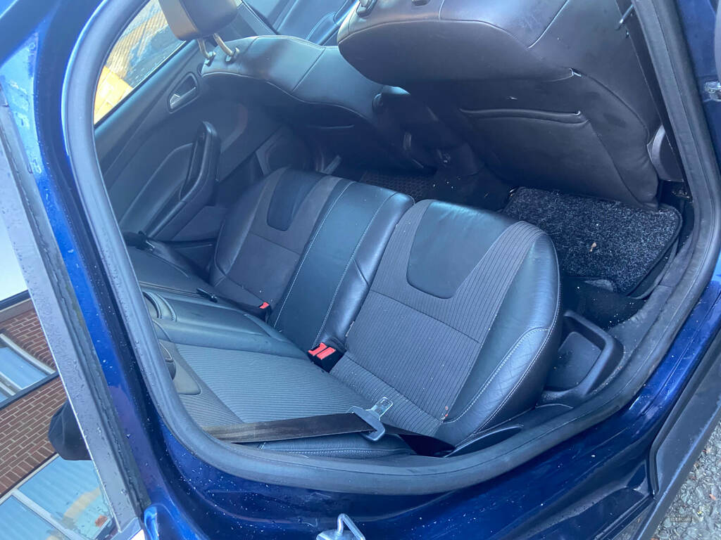 Ford Focus 1.6 Tdci 115 Titanium X MFZ1740 Blue #6