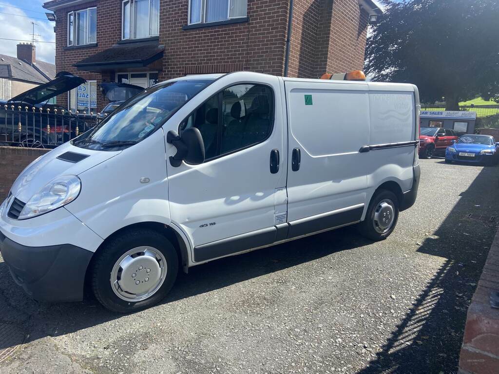 Renault Trafic Sl27dci 115 Sat Nav Van White #2