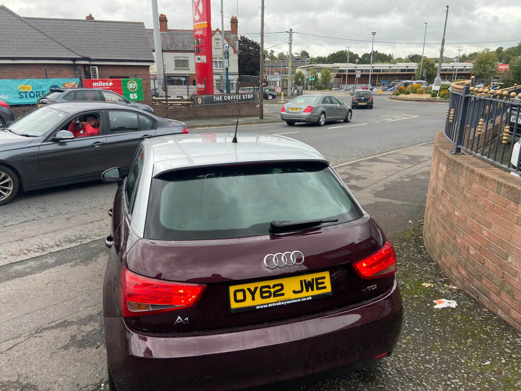 Audi A1 1.6 Tdi Sport OY62JWE Red #5